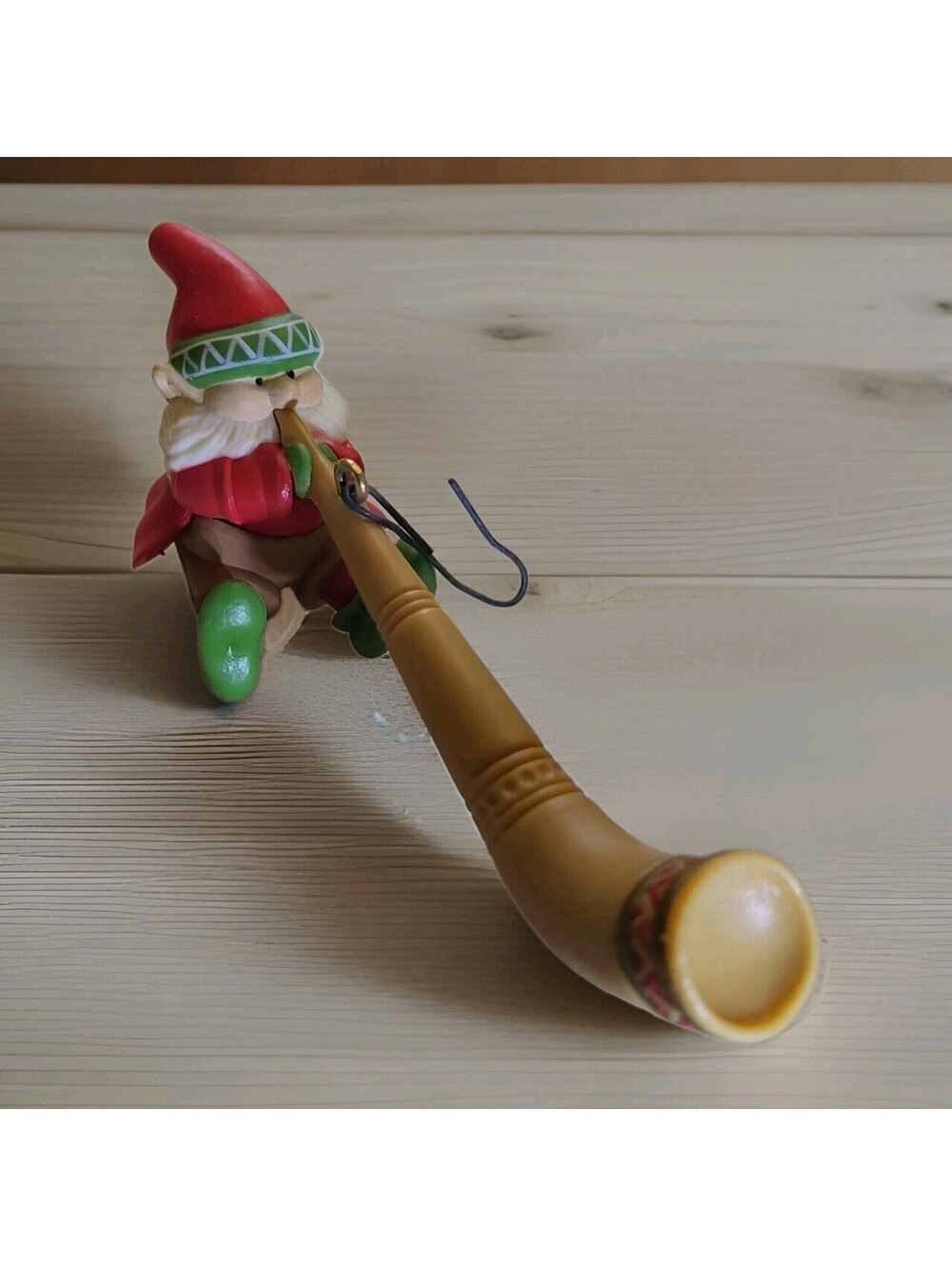 Vtg Hallmark 1984 Ornament Santa Claus Elf Playing Horn EUC 3D 4" A14